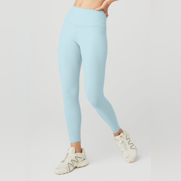 ALO Yoga 7/8 High-Waist Airbrush Legging in Chalk Blue - Picture 3 of 10